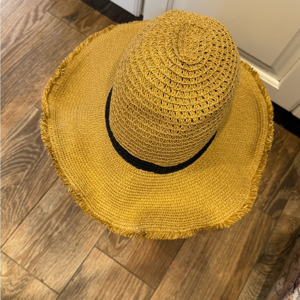 Target tan straw brimmed hat black trim - Picture 7 of 14